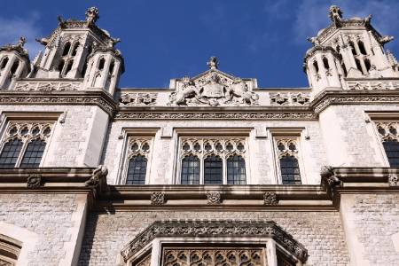 雪城大学和伦敦大学国王学院哪个好？雪城大学和伦敦大学国王学院实力排名比较