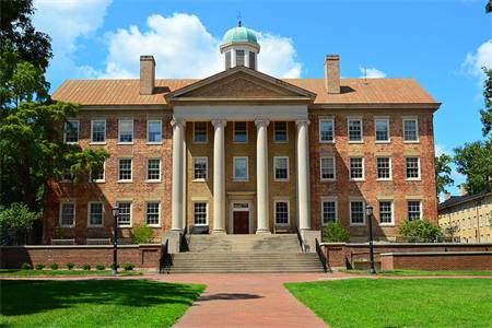 弗吉尼亚大学和北卡罗来纳大学教堂山分校哪个好？弗吉尼亚大学和北卡罗来纳大学教堂山分校实力排名比较