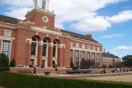 阿肯色大学和俄克拉荷马大学哪个好？阿肯色大学和俄克拉荷马大学实力排名比较