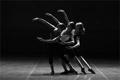 英国戏剧与舞蹈专业排名（2016年卫报戏剧与舞蹈专业英国大学排名）